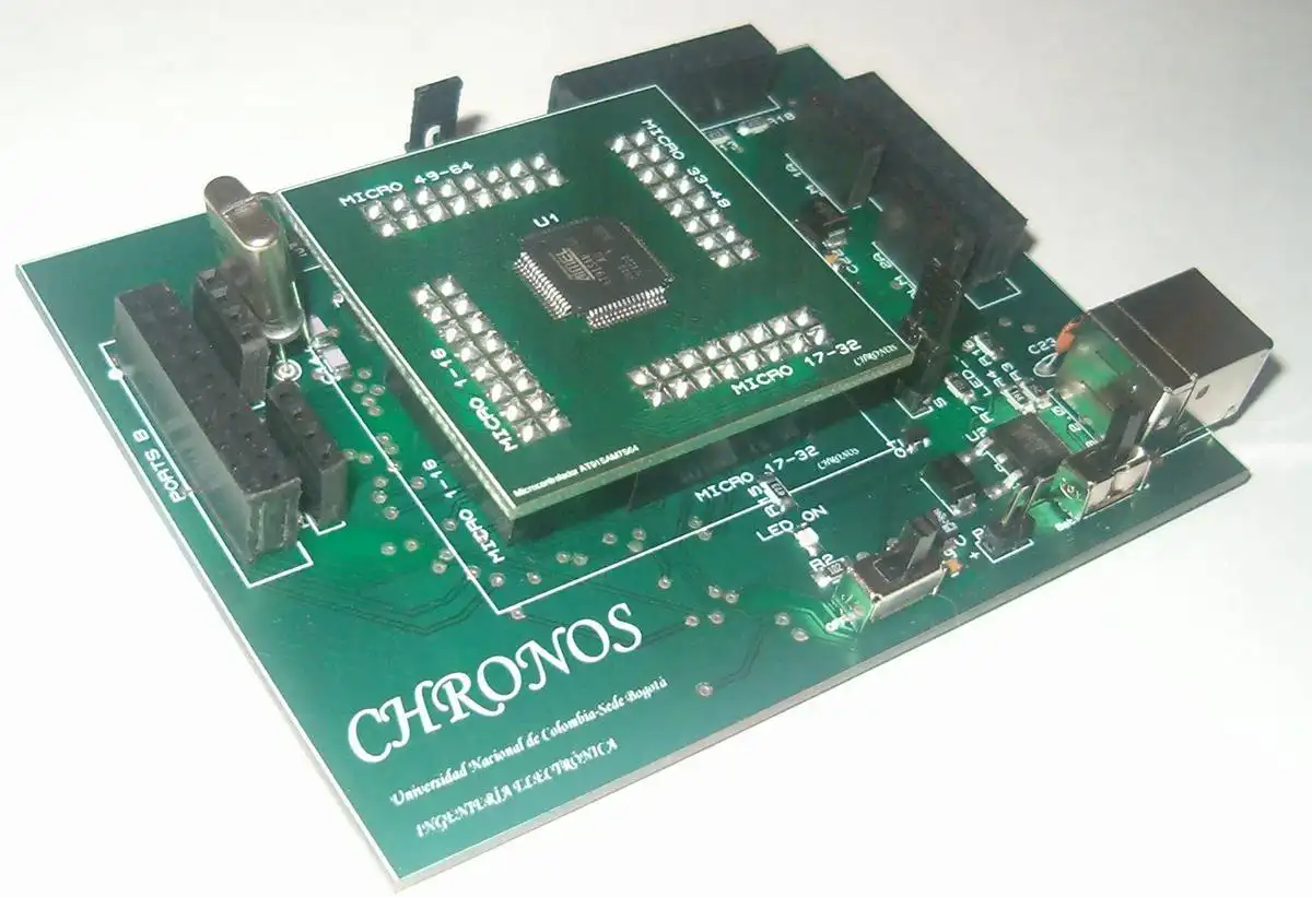 Photography of the Chronos main board
