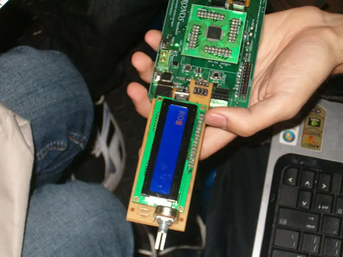 A user with Chronos board and the LCD module